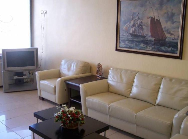 Yasar Hotel Sultandagi Екстер'єр фото